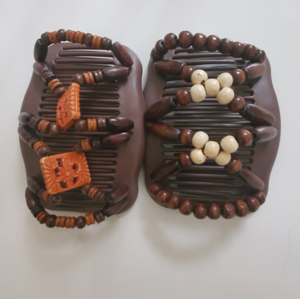 🛍️BUNDLE ONLY ITEM🛍️ Brown Beaded Hair Combs